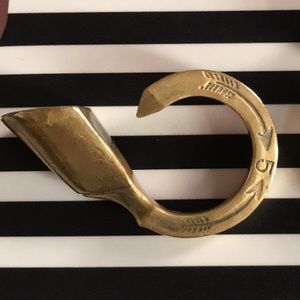 Pied de biche horse hoof ring Giles & Brother